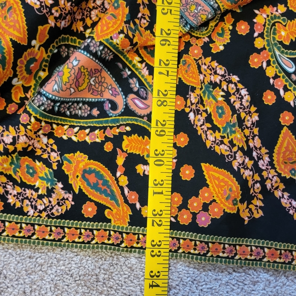 American Rag Black/Orange Paisley dress *POCKETS!* - Picture 4 of 11